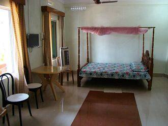 RajLaxmi Guest House, Sabroom 3